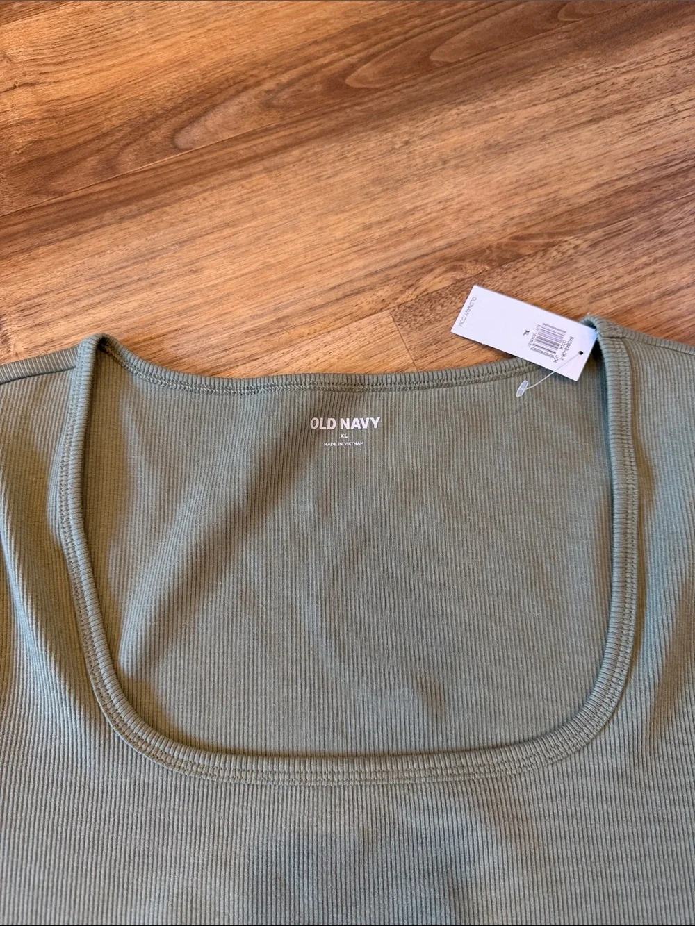 Old Navy Olive Green Scoop-Neck Ribbed Short Sleeve Tee